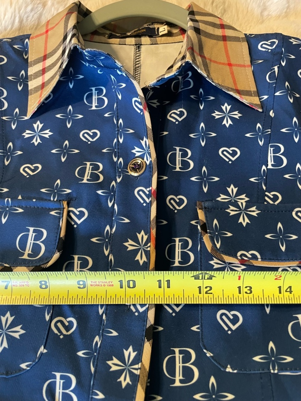 Louis Vuitton Collar dress with Beige Plaid Trim - Picture 3 of 10